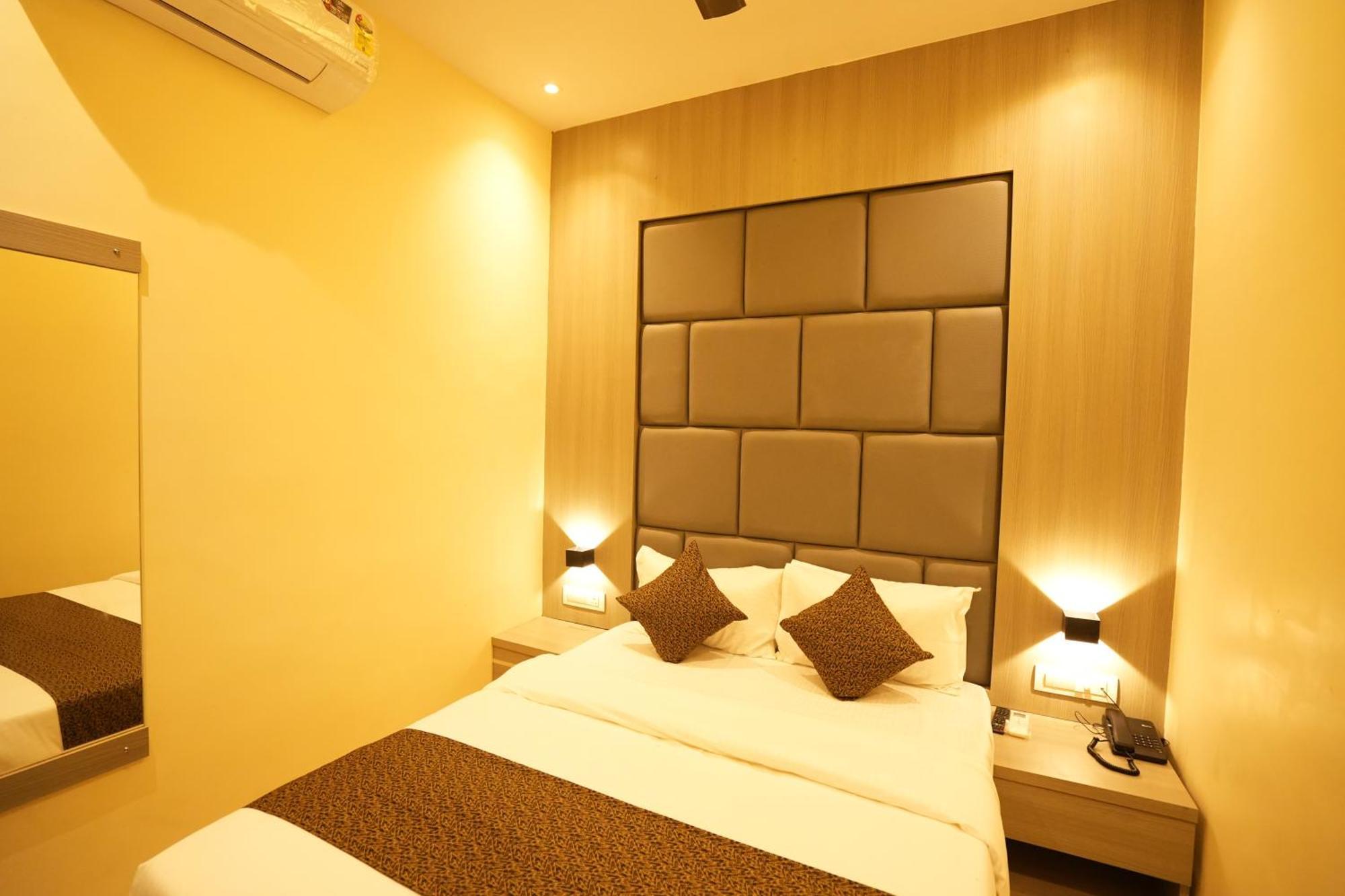 Hotel Boston Mumbai Eksteriør bilde