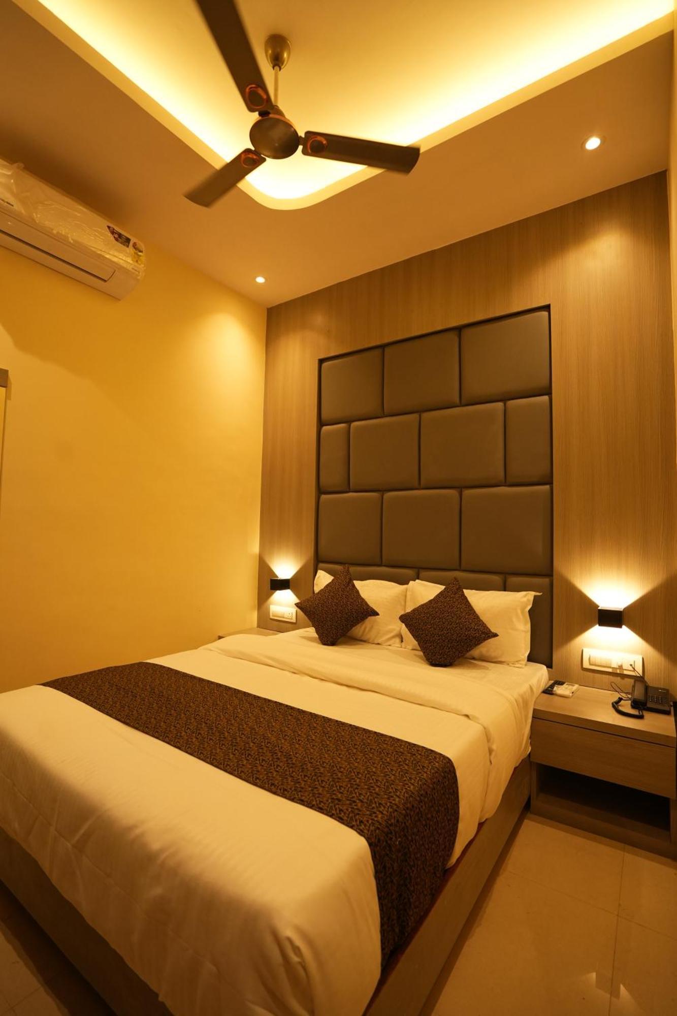 Hotel Boston Mumbai Eksteriør bilde