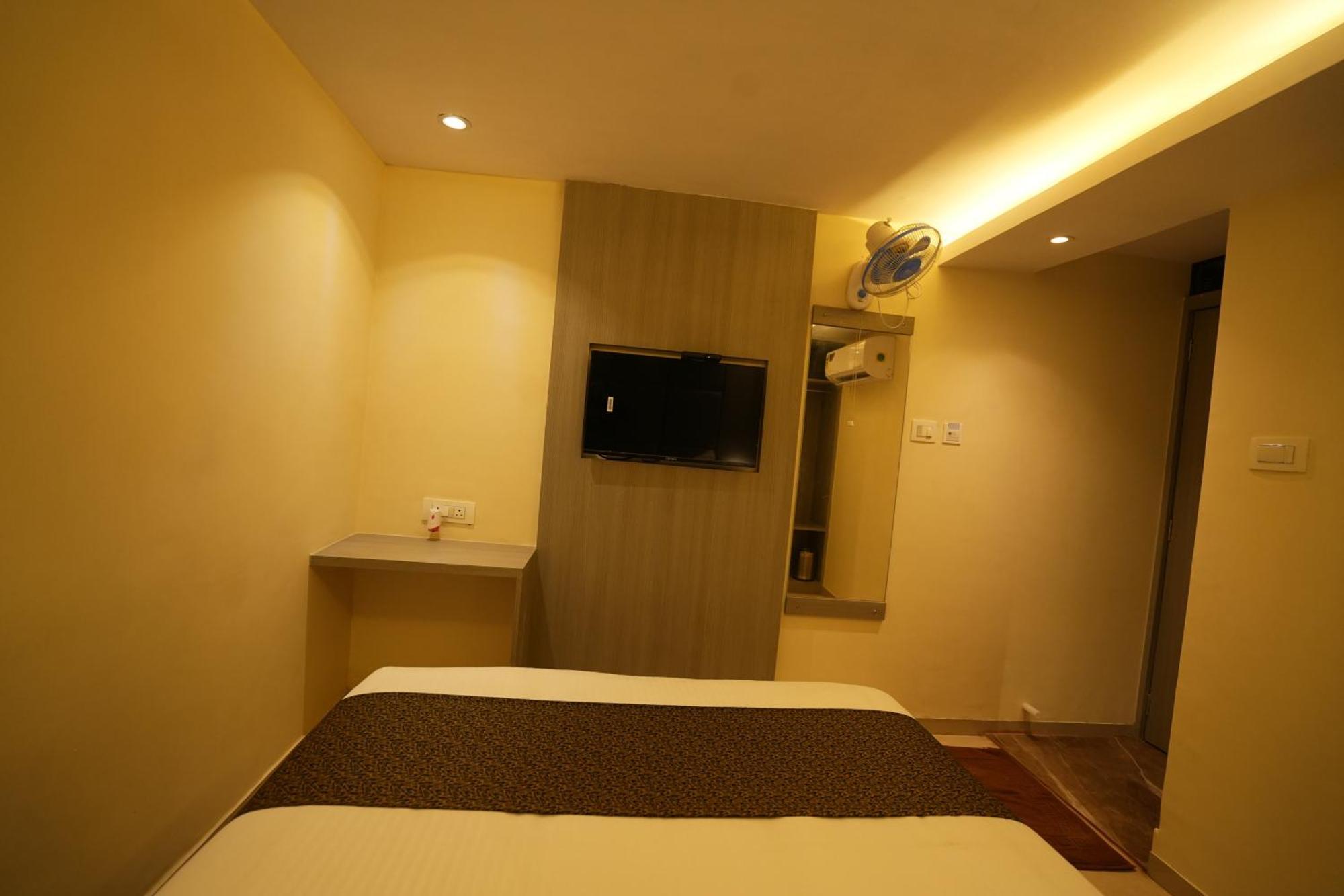 Hotel Boston Mumbai Eksteriør bilde
