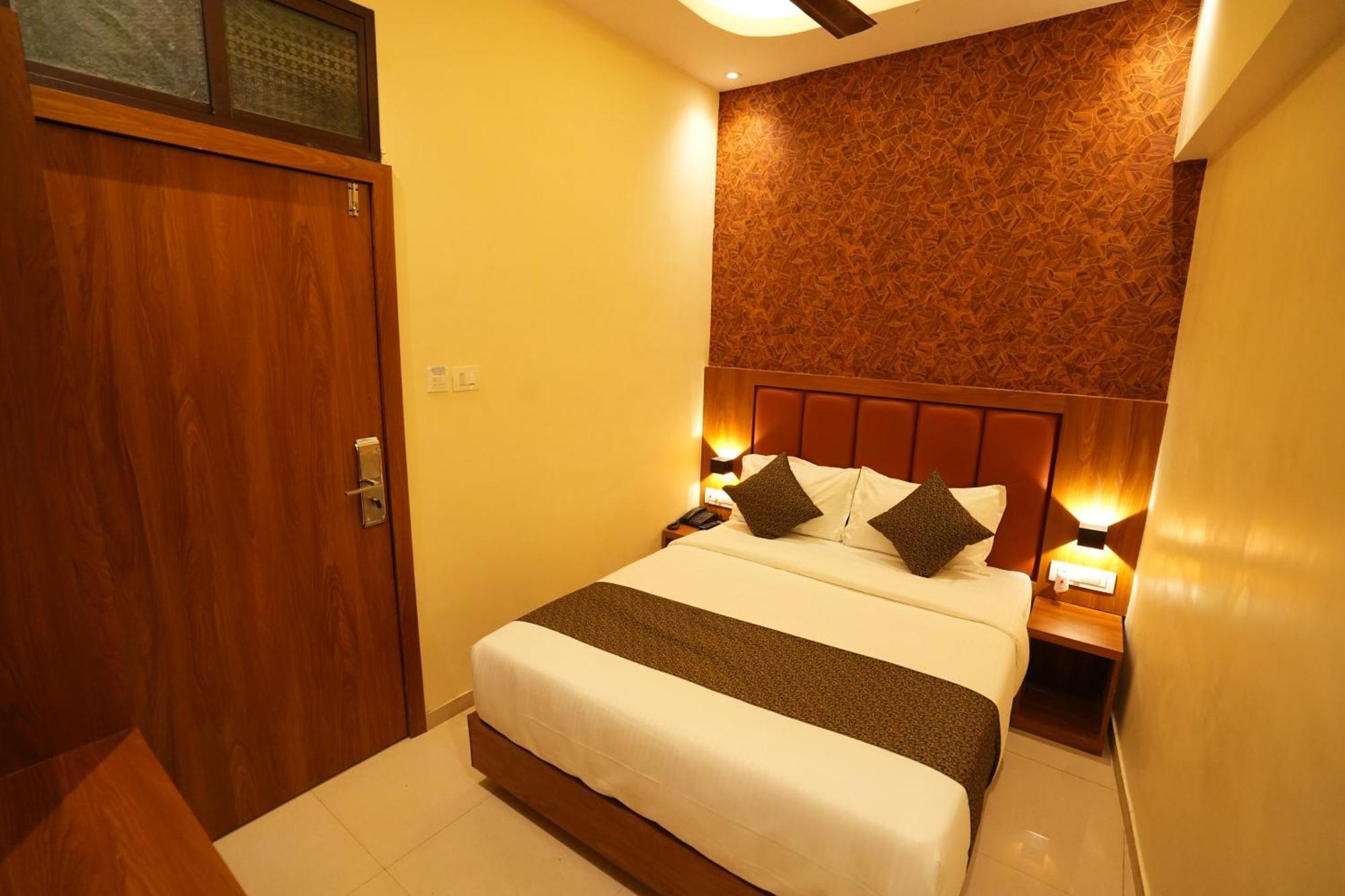 Hotel Boston Mumbai Eksteriør bilde
