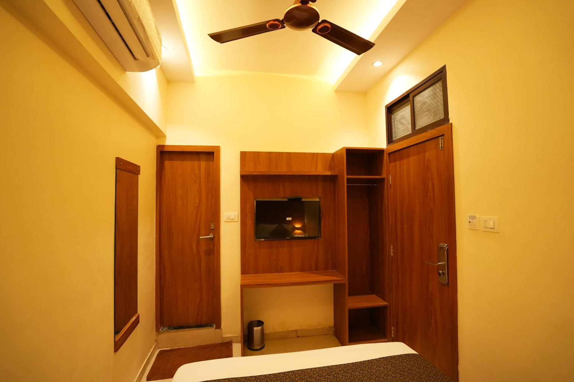 Hotel Boston Mumbai Eksteriør bilde