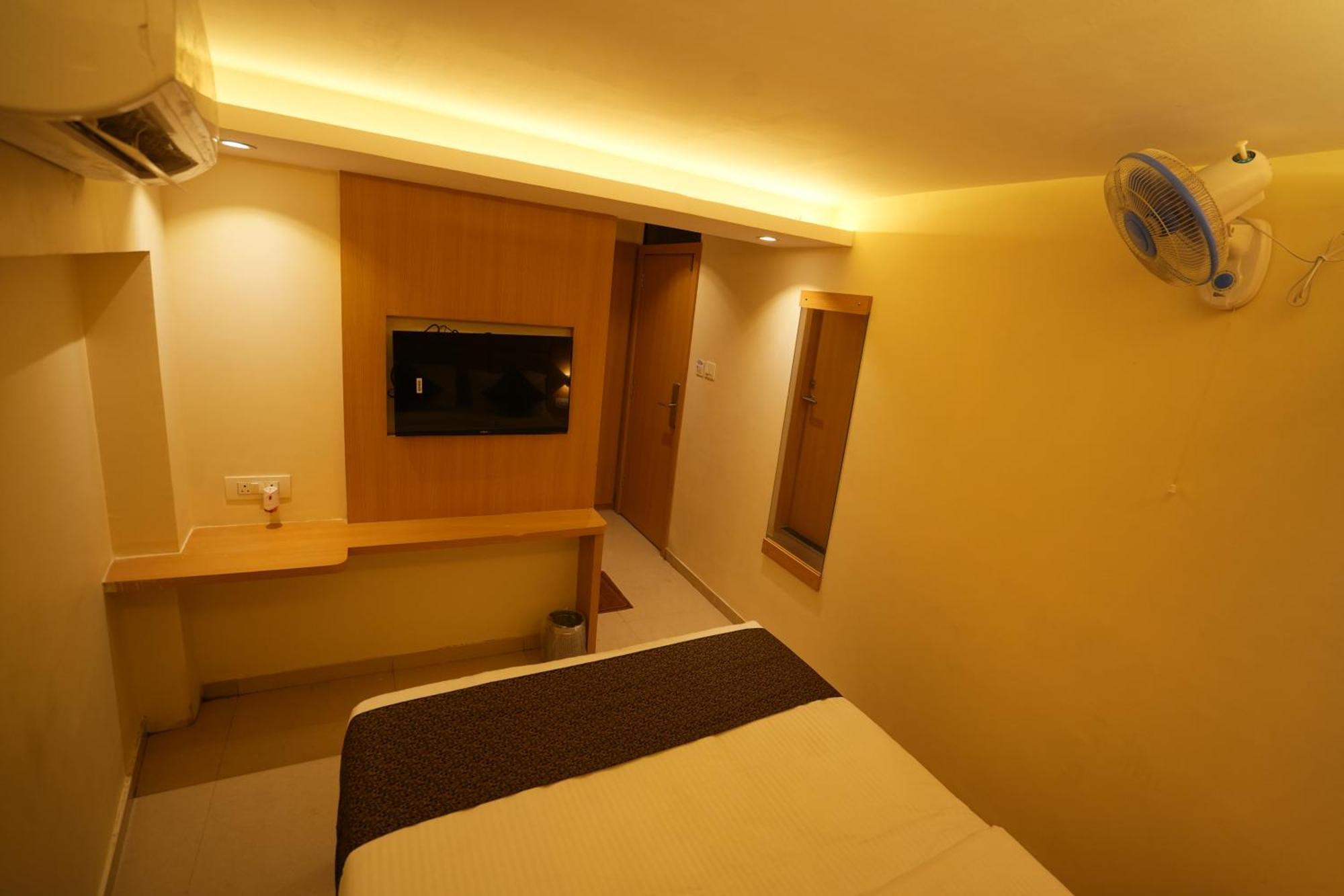 Hotel Boston Mumbai Eksteriør bilde