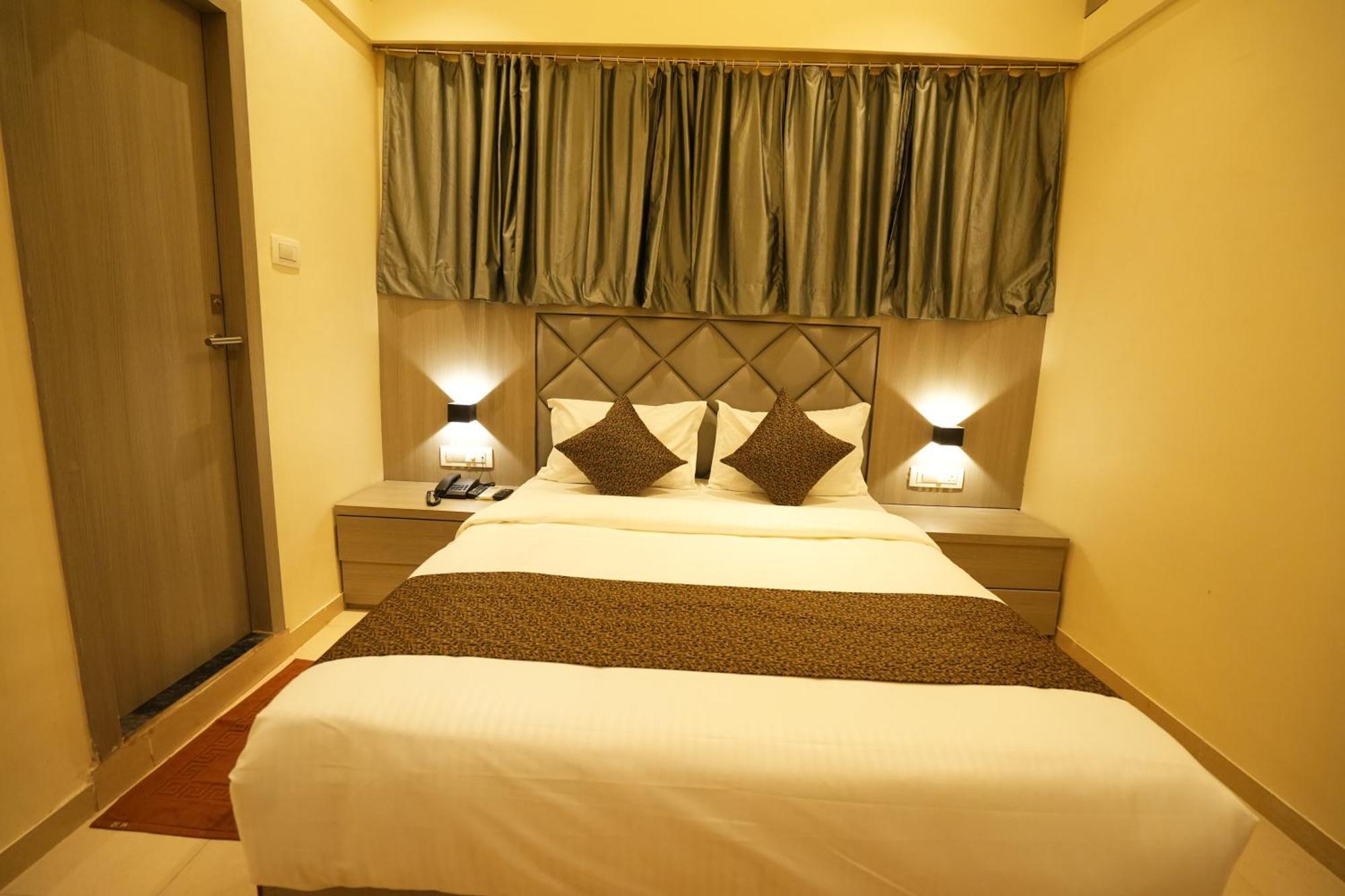 Hotel Boston Mumbai Eksteriør bilde
