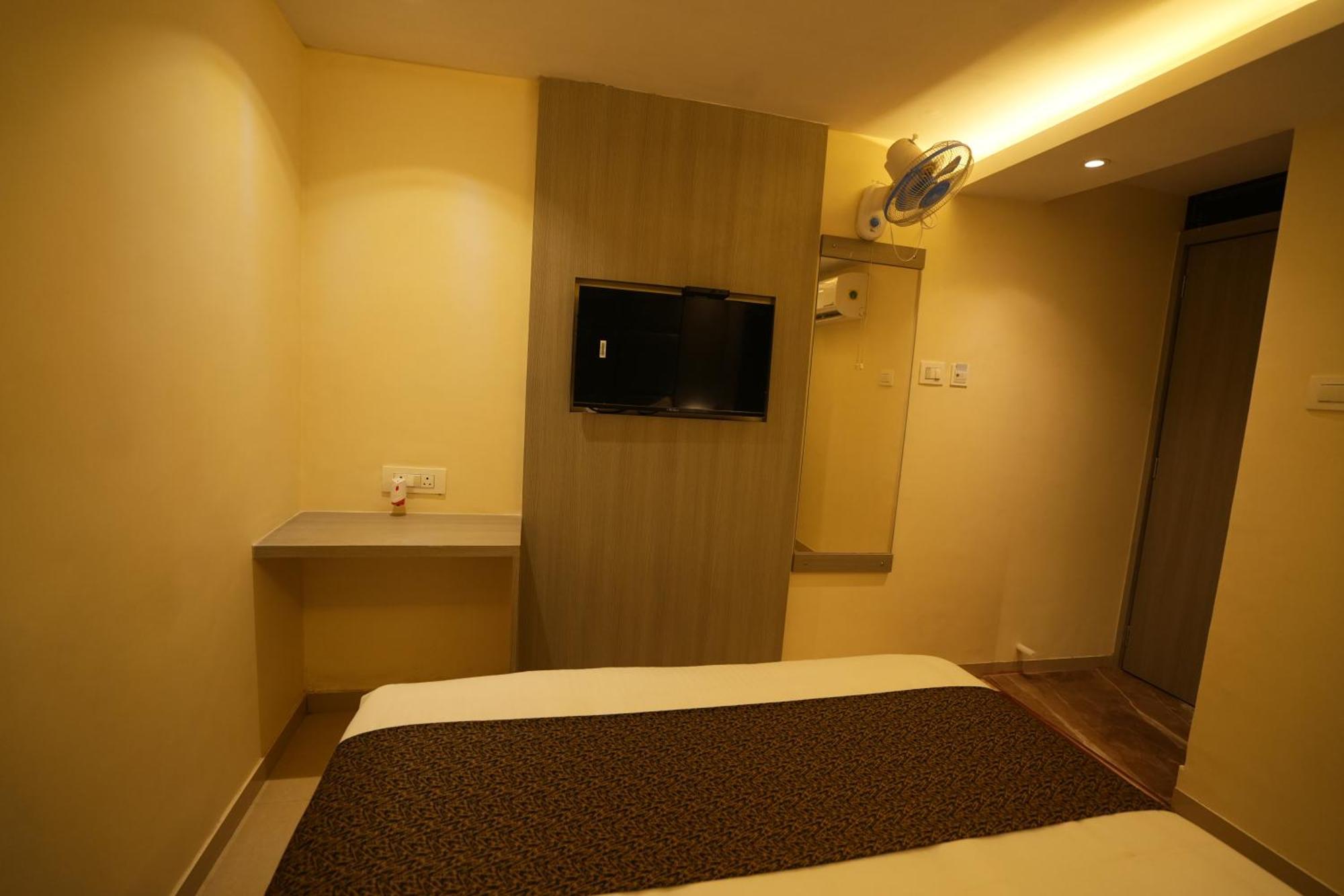 Hotel Boston Mumbai Eksteriør bilde