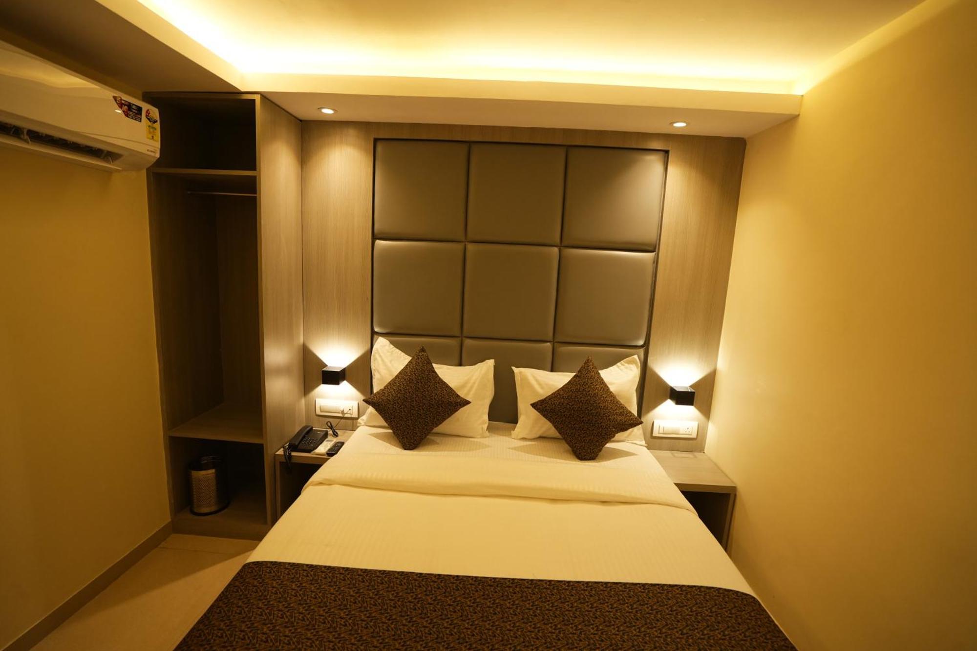 Hotel Boston Mumbai Eksteriør bilde